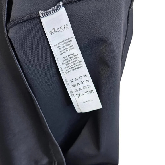 SPANX Open Bust Slip Assets Spot On Slimmers  Black Shaping Slimming Size Medium - Picture 6 of 9